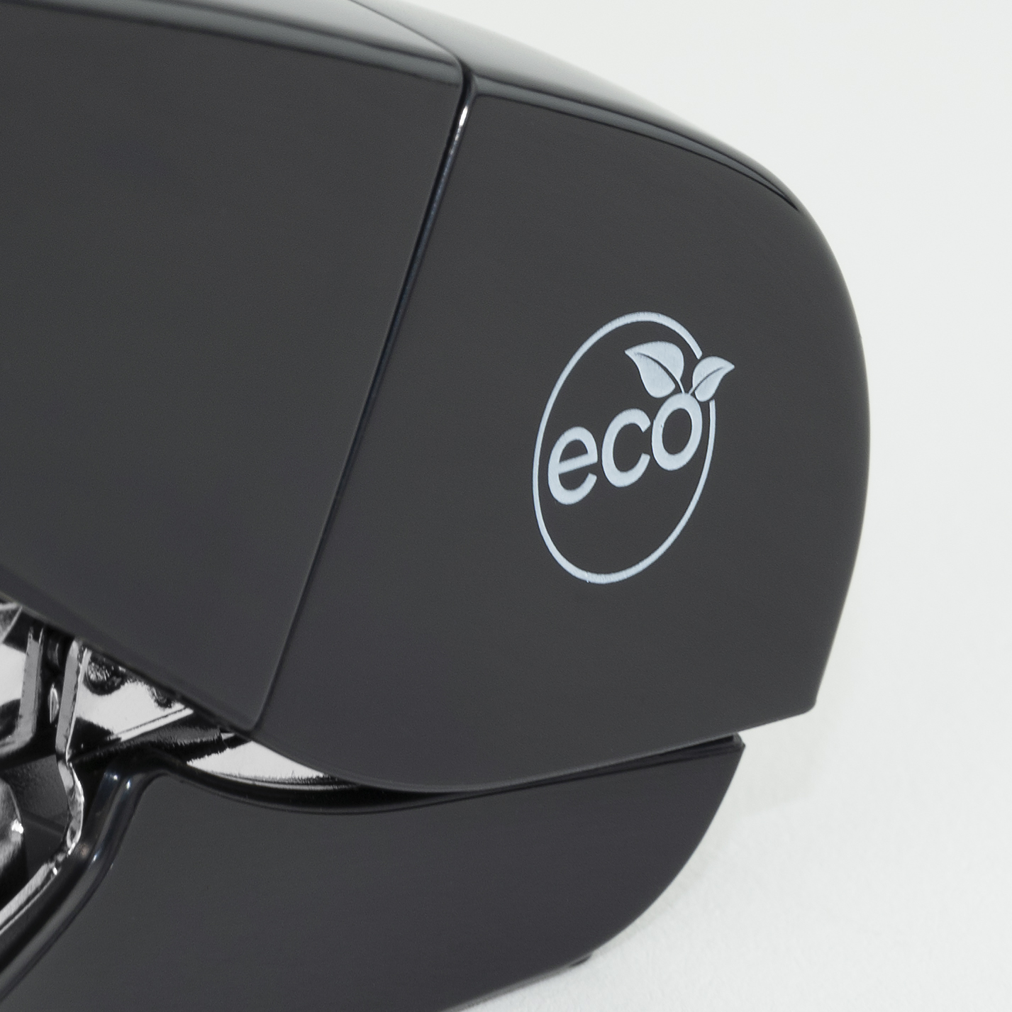 Germ-Savvy® Antibacterial ECO Less Effort Flat Clinch Stapler & 2000 Staples – Black - Imagen 5